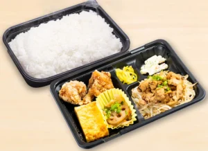 からあげ（塩or醤油）・炭焼鶏もやし炒め弁当 680円（税込）