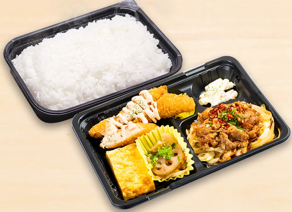 北海道チーズササミカツ・旨辛牛カルビ炒め弁当 730円(税込)
